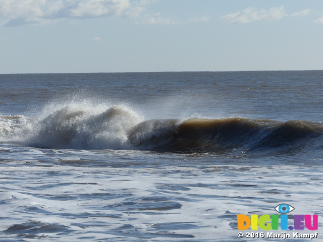 FZ026064 Waves by Llantwit Major beach